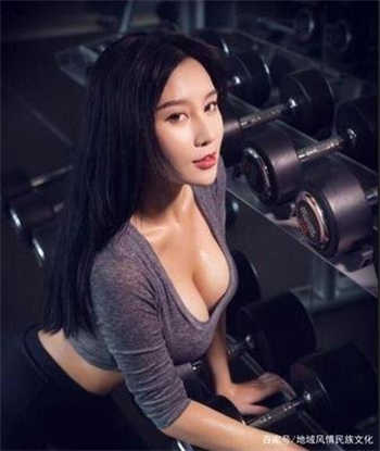 小甜豆白色长靴