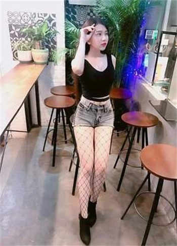 蜜疯直播进入房间教程