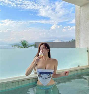 4g的萌白酱写真解压密码