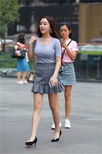 快穿女配冷静点