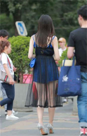 穿成女主的自闭症妹妹