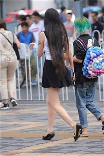 看门狗2怎么和女性npc互动