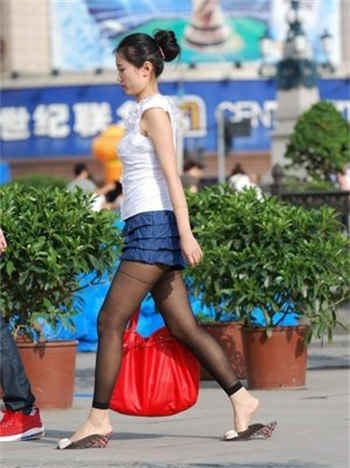 重生宠婚帝少的狂傲妻