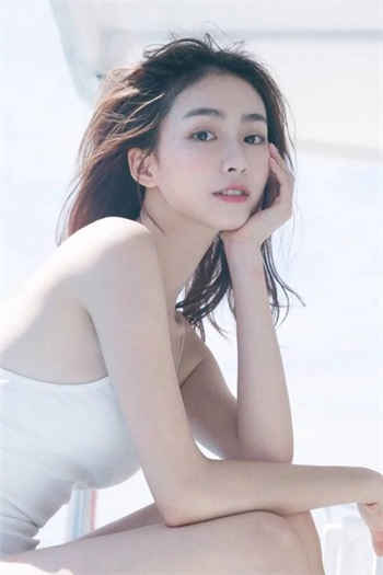 地下室女主骑木马小说