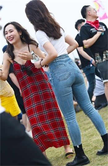 寻伴定位收费吗
