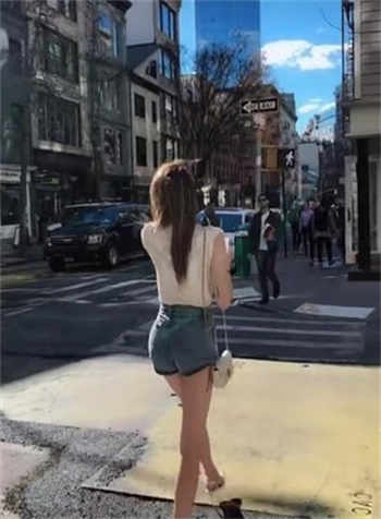 五夫一女的幸福生活