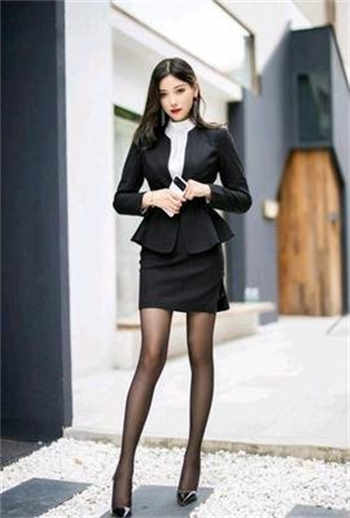西尔酱比心