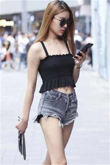 网恋照片女自然12岁