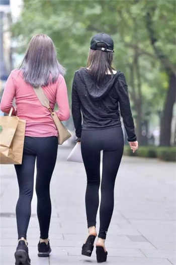 火凤凰之收美后宫