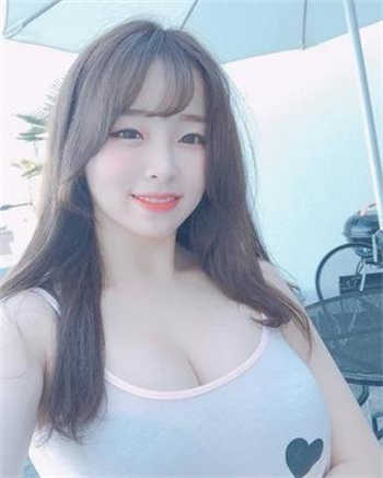 伟忠梦莹串门老刘头