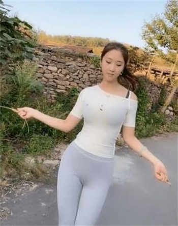 神秘面具总裁的抵债情人
