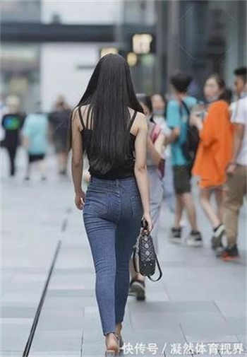 接电话干差点叫出声视频