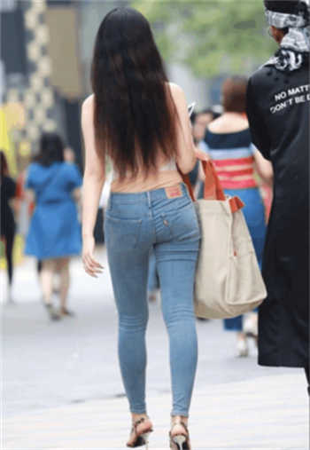 打喷嚏的声音怎么写